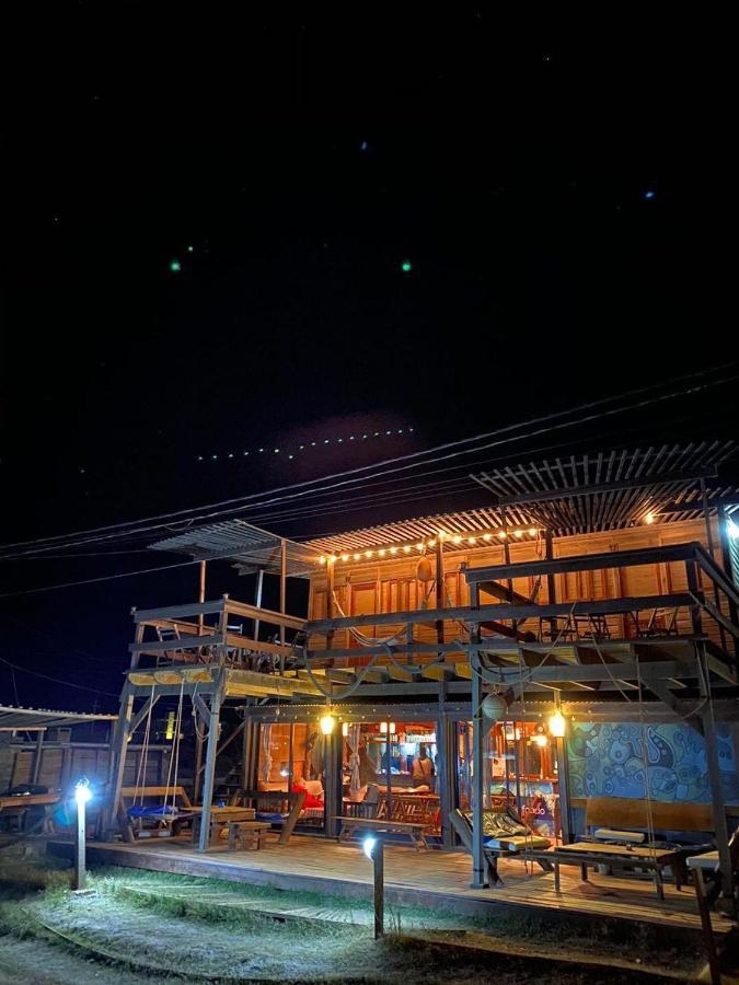 Mar De Fondo Hostel Punta Del Diablo Εξωτερικό φωτογραφία
