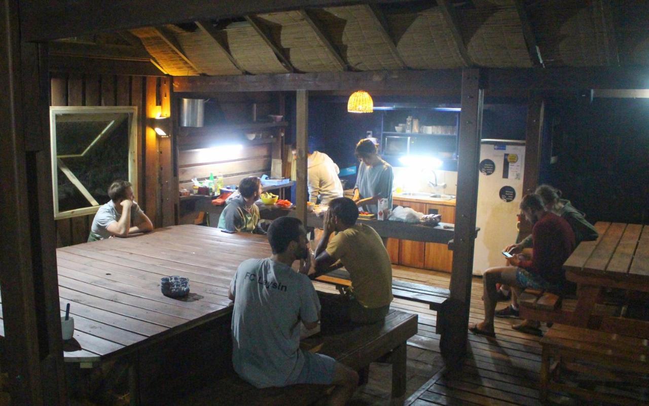 Mar De Fondo Hostel Punta Del Diablo Εξωτερικό φωτογραφία